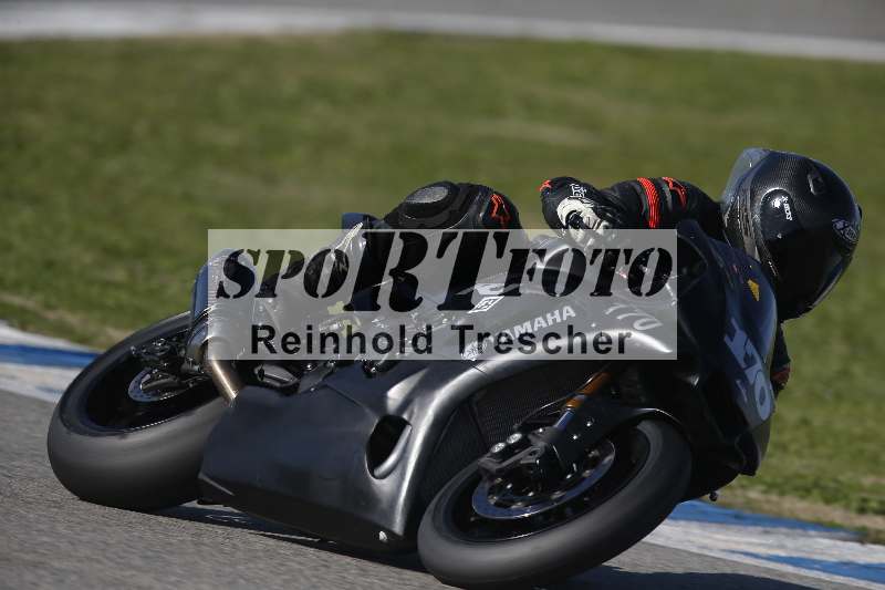 /Archiv-2024/02 29.01.-02.02.2024 Moto Center Thun Jerez/Gruppe schwarz-black/170